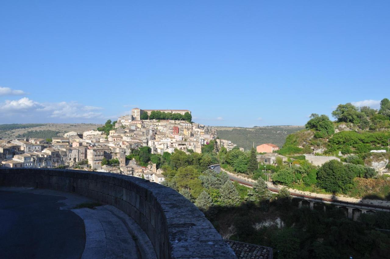 Villa Udammusu34 Ragusa Esterno foto